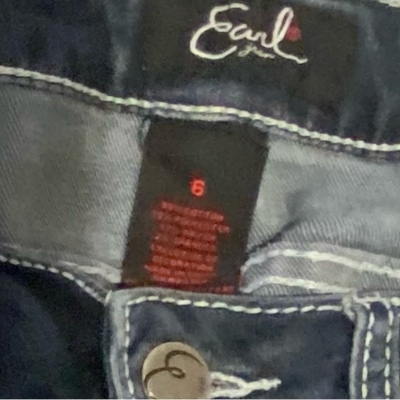 Earl Jeans Capris Size 6 Like New - Picture 6 of 9